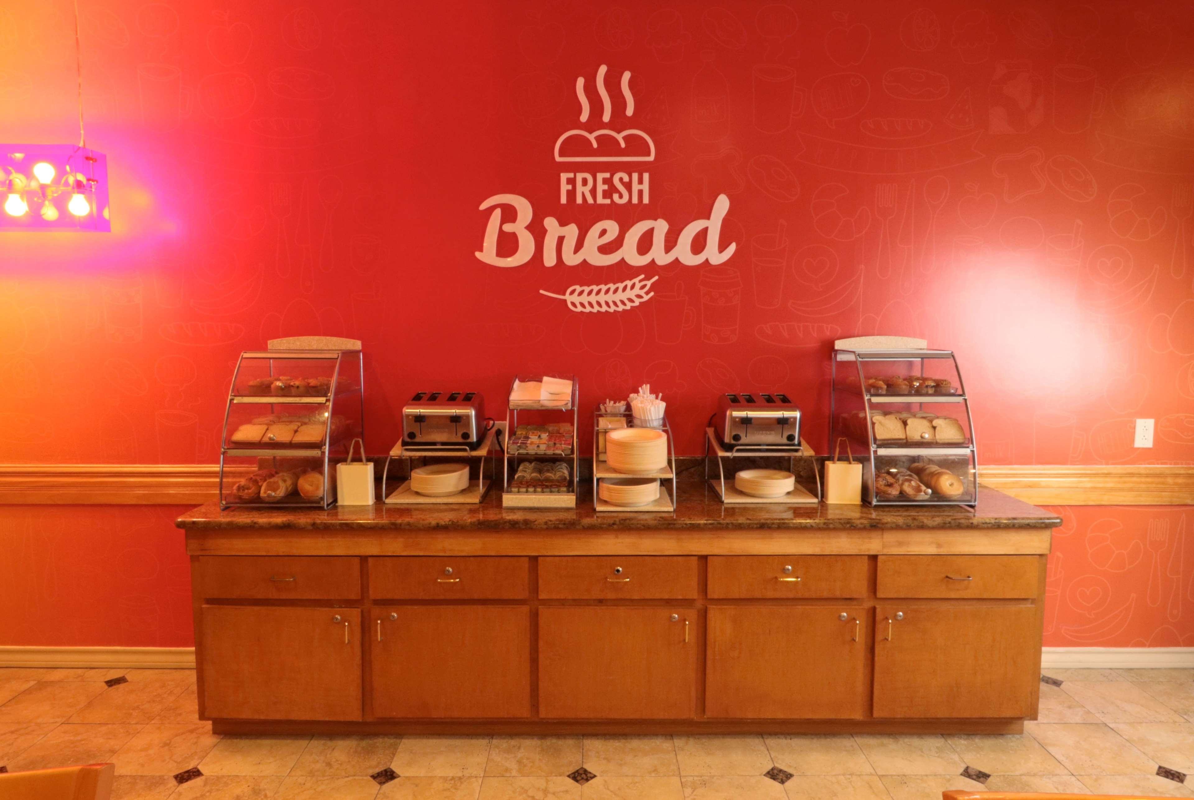 Wyndham Garden Mcallen At La Plaza Mall Екстериор снимка